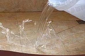 丽江市漏水维修 免砸砖防水材料该如何施工